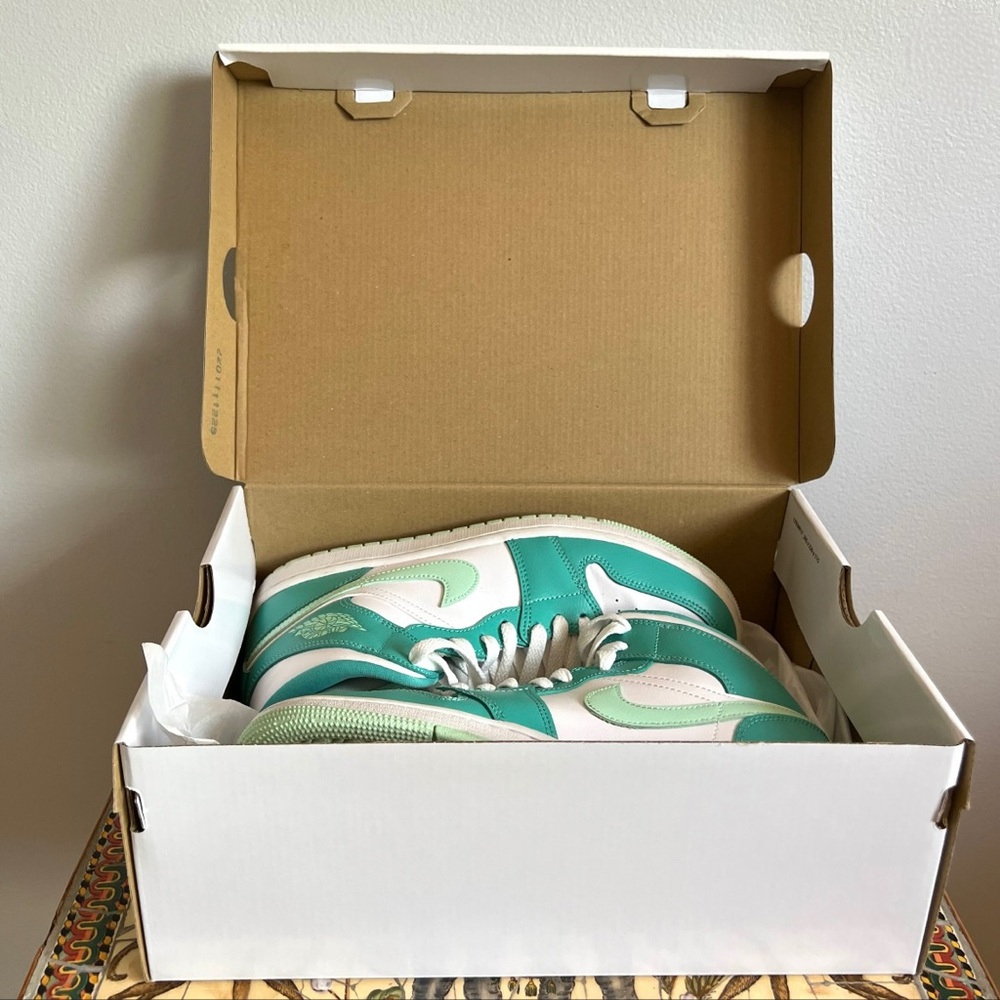 Nike Air Jordan 1 Mid Teal and White Sneakers - Picture 16 of 16